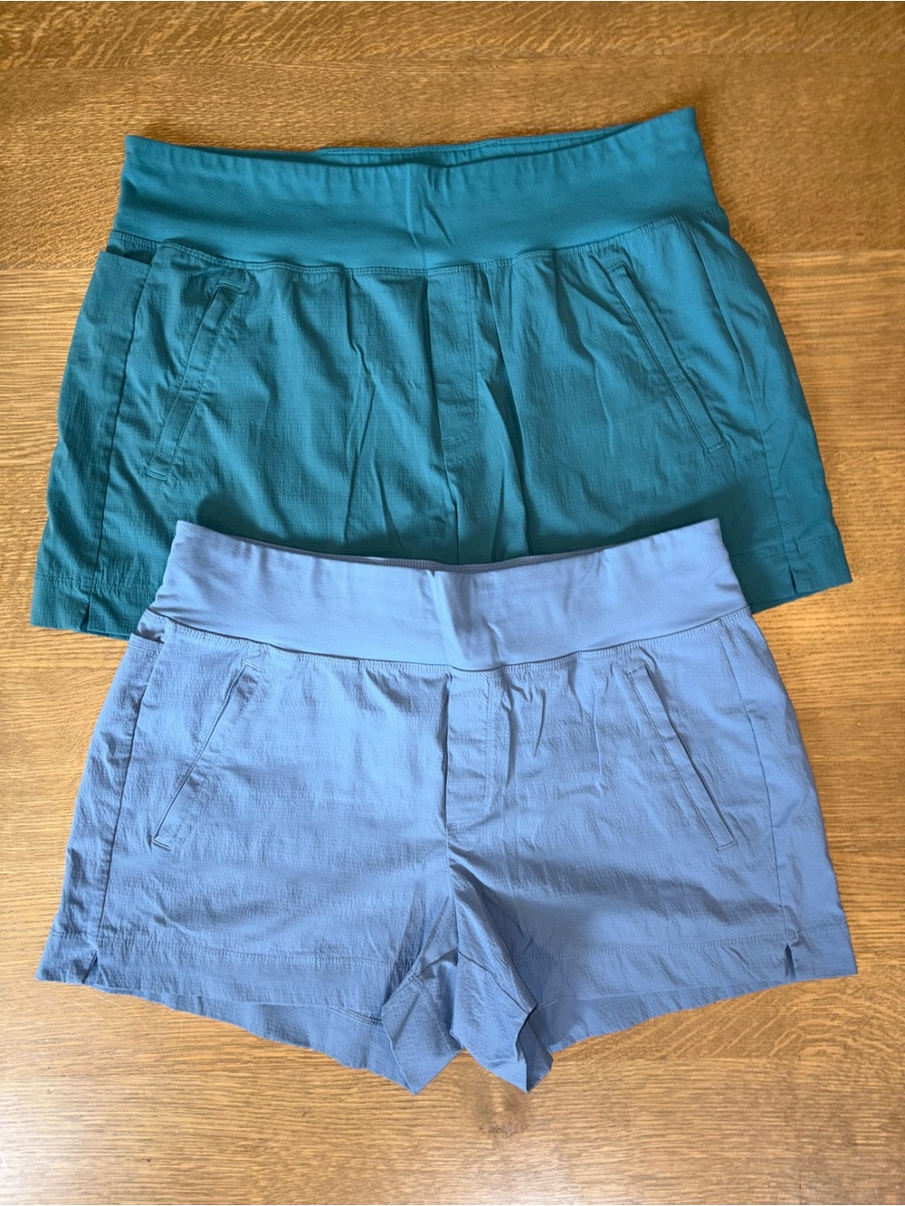 Bundle of Two Athleta Trekkie North Shorts Women’s Size 14 Teal Blue Outdoors